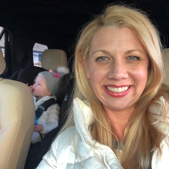 Meet your Posher, Katie - Picture 2 of 2